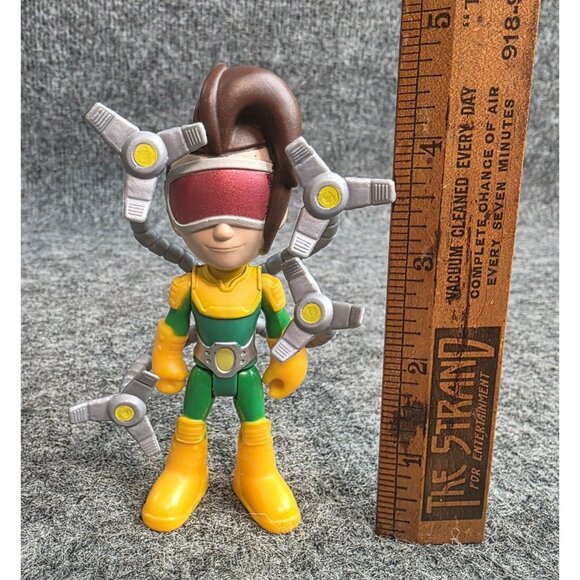 Superhero Action Figure Hasbro Marvel 2021 Doc Ock Spider Arms - Picture 2 of 5